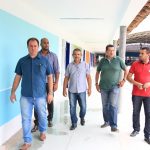 Comissão Permanente de Educação do Legislativo visita Escola Monsenhor Hildebrando Veríssimo Guimarães